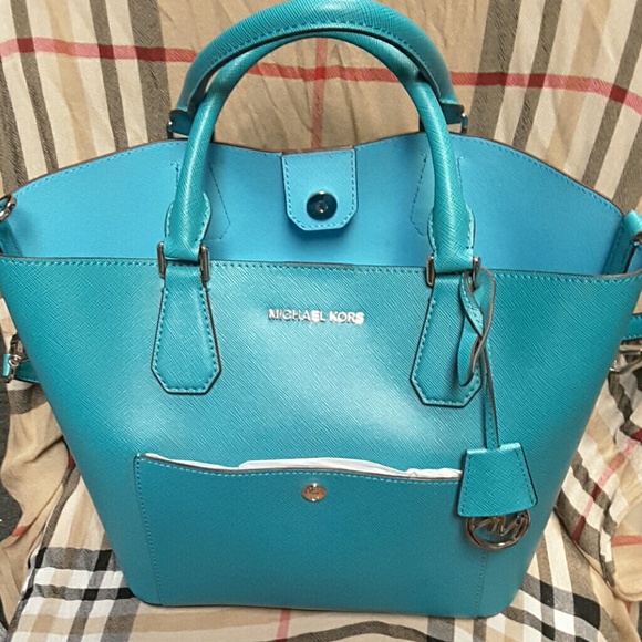 Michael kors tote LG bag with shoulder straps - Picture 7 of 8